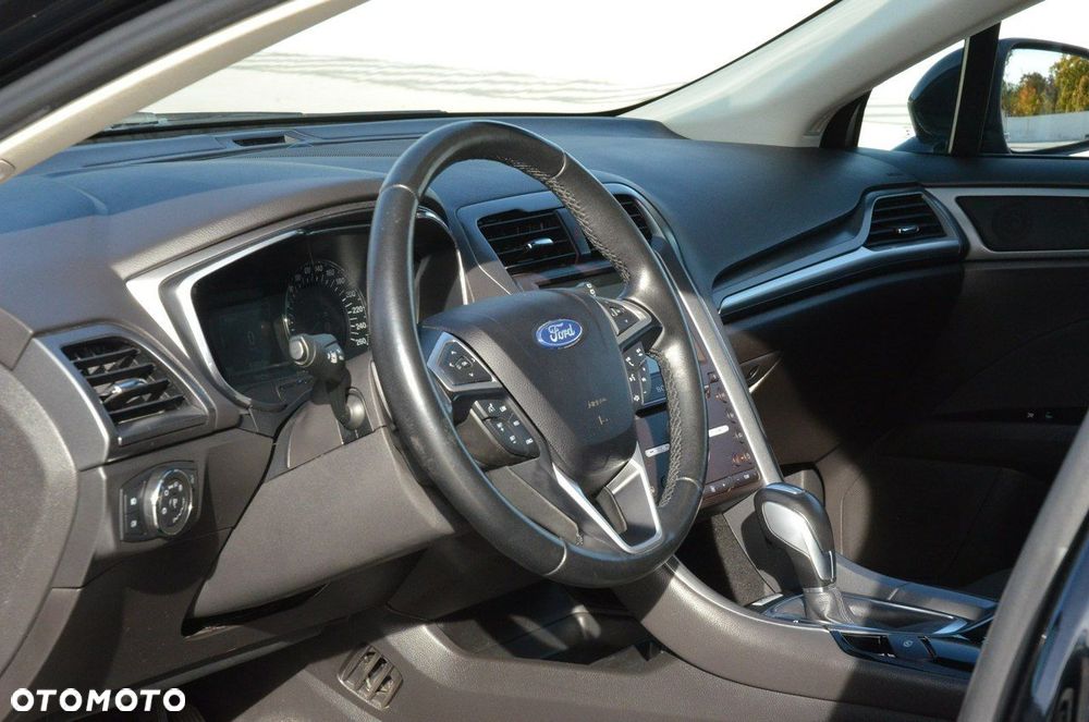 Ford Mondeo - 21
