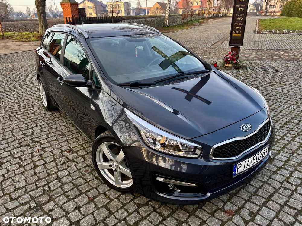 Kia Ceed - 3