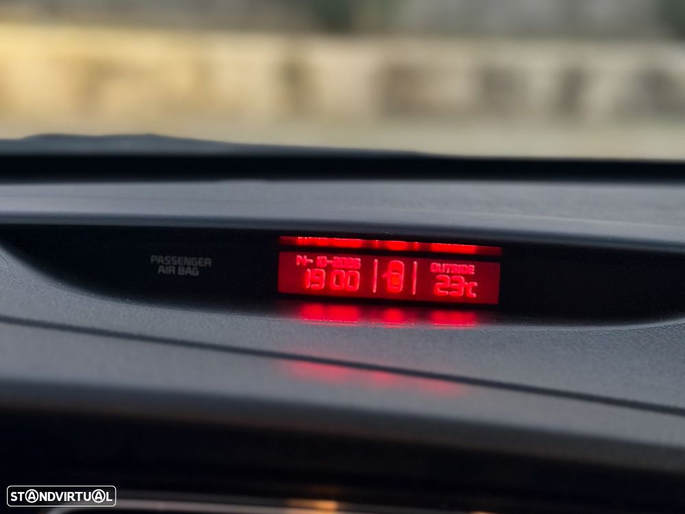 Kia Ceed 1.6 T-GDi GT - 12