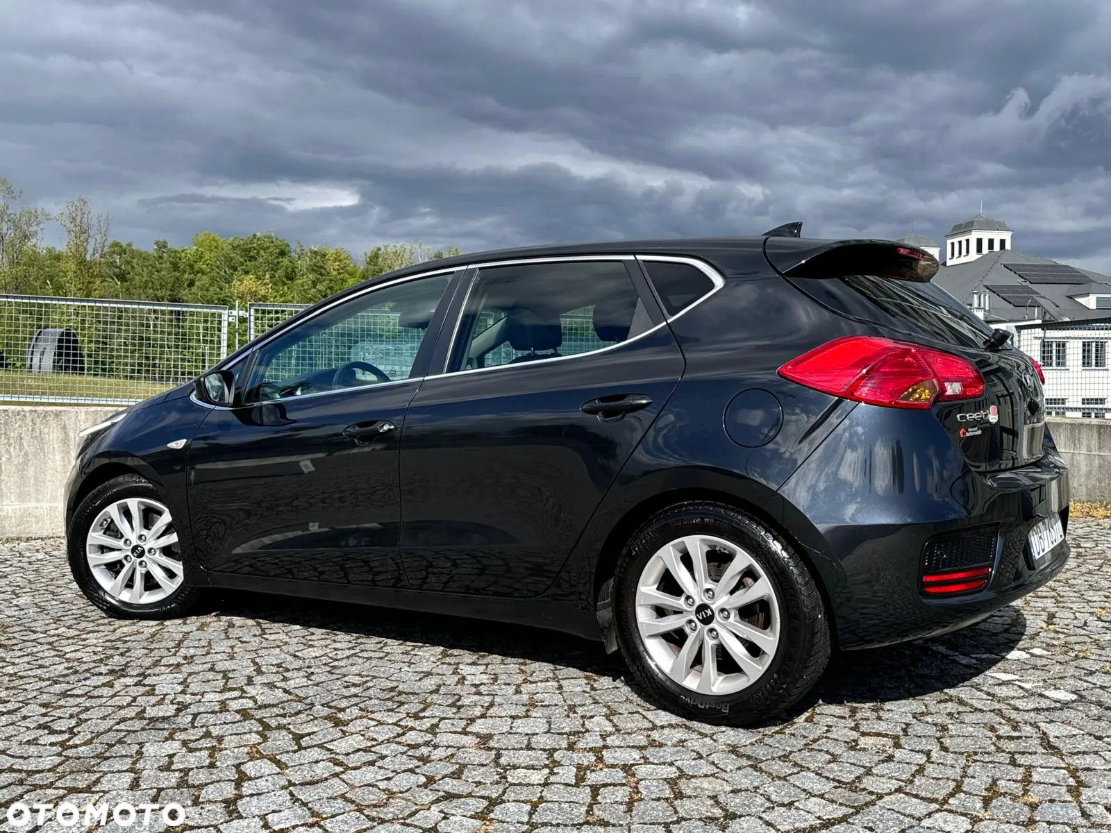 Kia Ceed 1.4 CVVT Dream Team Edition - 9