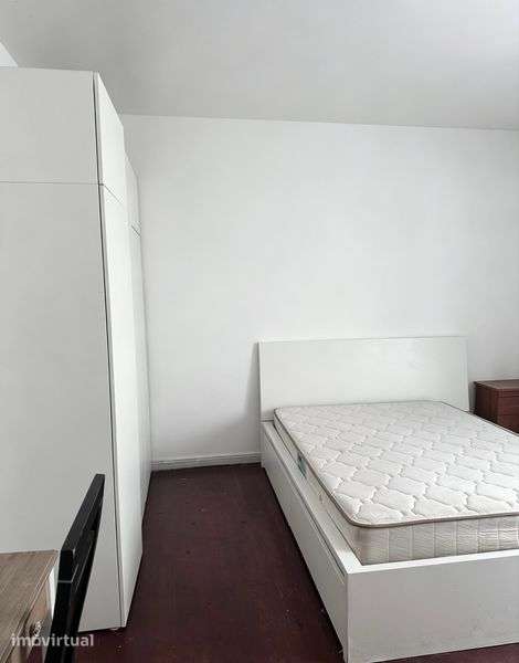 Apartamento T3 Mobilado em Lisboa com Contrato - Grande imagem: 3/7