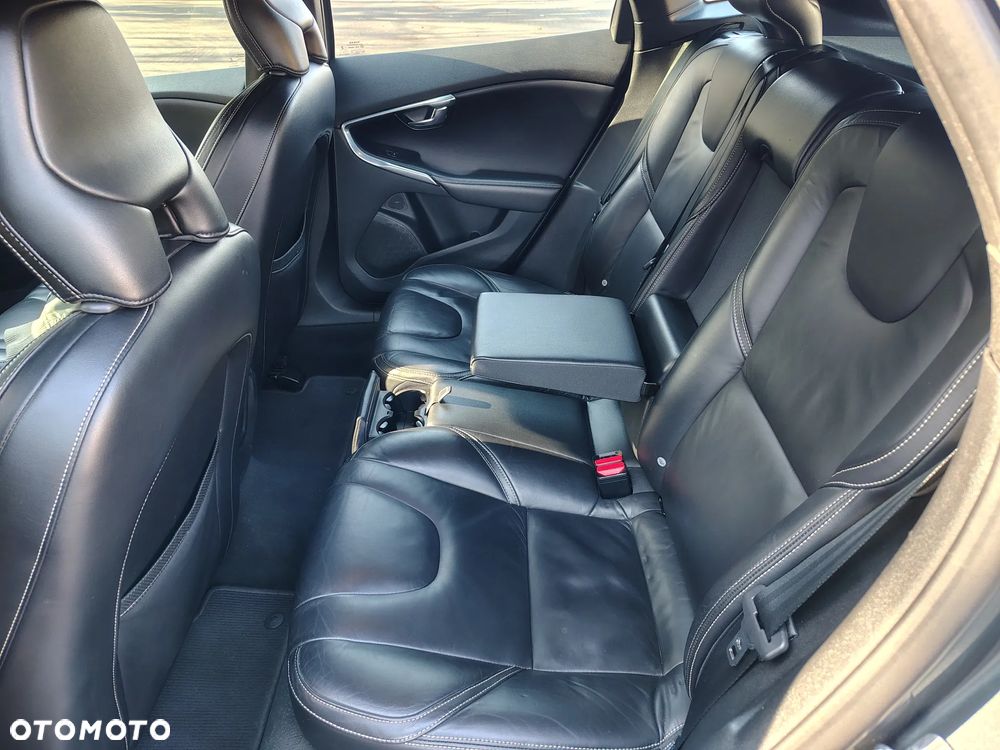 Volvo V40 D4 RDesign - 16