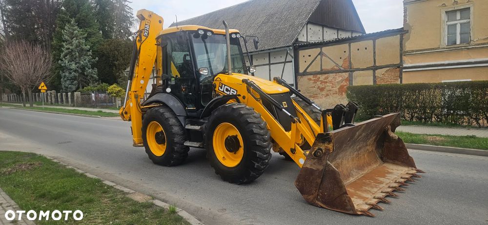 JCB 4CX - 6