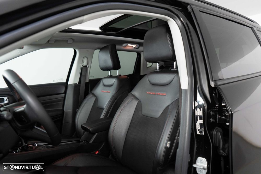 Jeep Compass 1.3 TG Trailhawk - 9