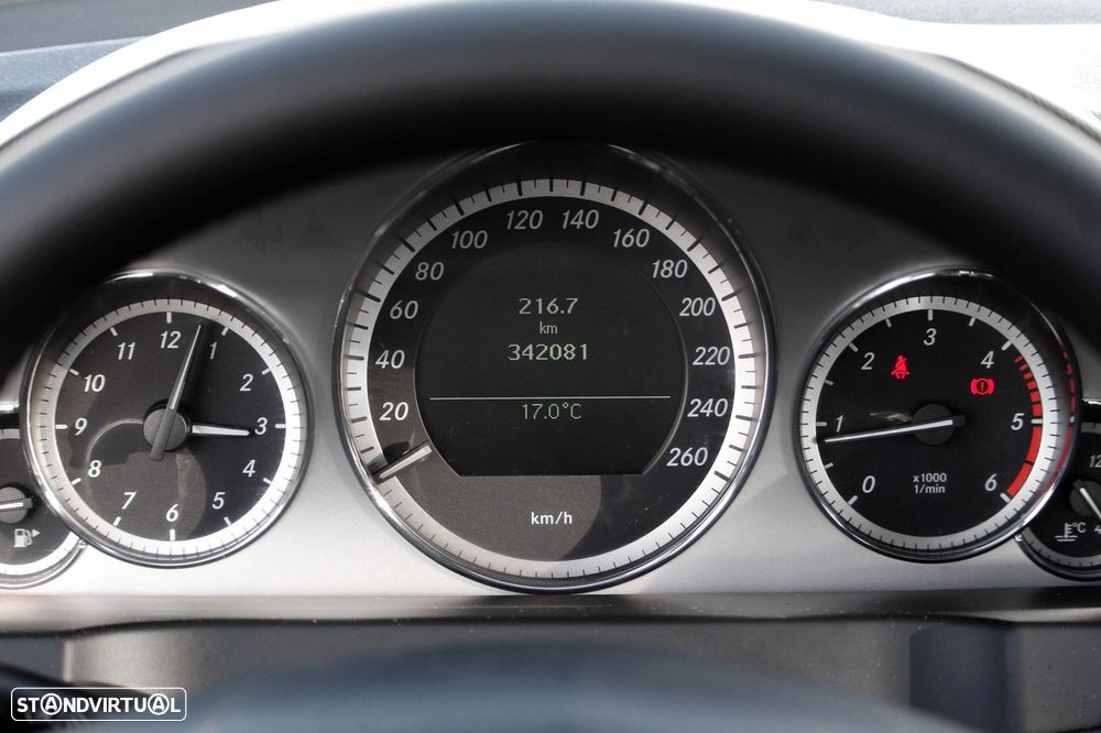 Mercedes-Benz E 250 - 26