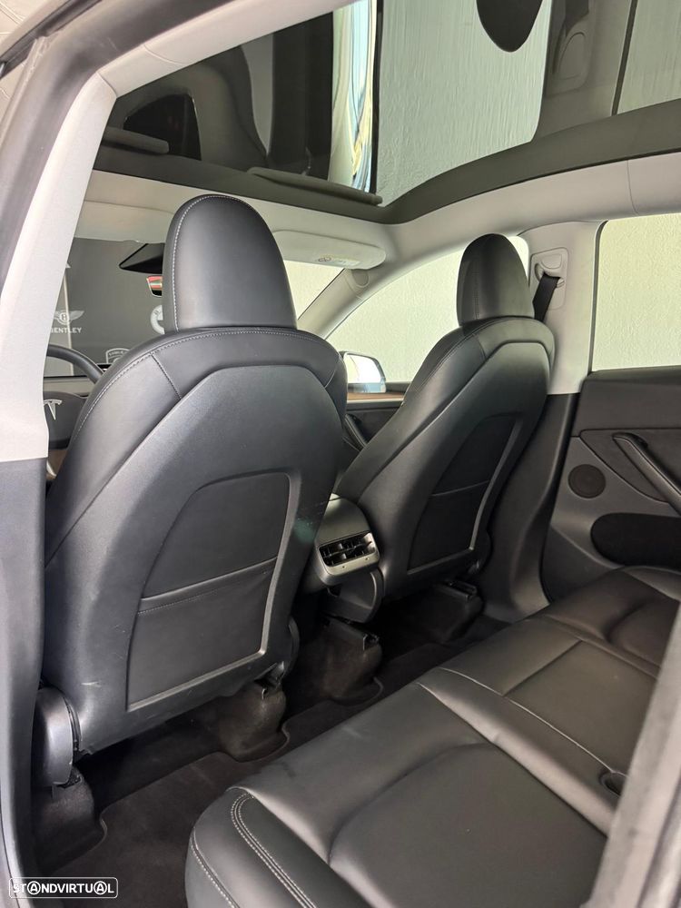 Tesla Model Y Performance Tração Integral - 26