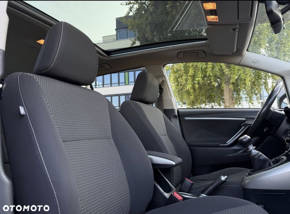 Toyota Verso 1.8 5-Sitzer Skyview Edition - 27