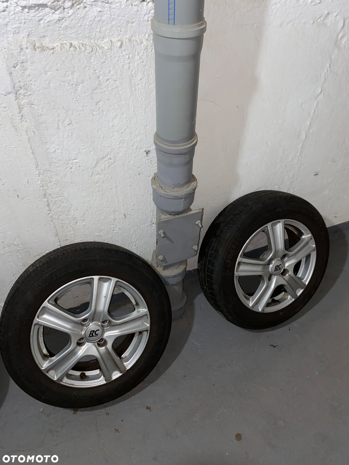 Felgi z oponami 175/65 R15 - 2