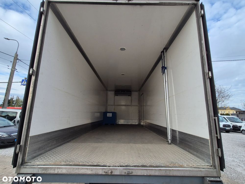 Mercedes-Benz ATEGO 1221 - 18