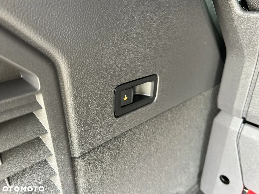 Volkswagen California - 36