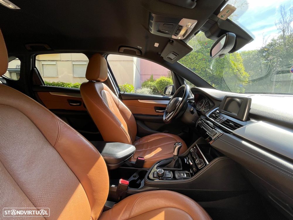 BMW 216 Active Tourer d Advantage - 12