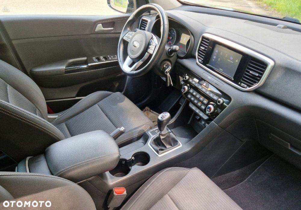 Kia Sportage 1.6 GDI 2WD DREAM-TEAM EDITION - 35