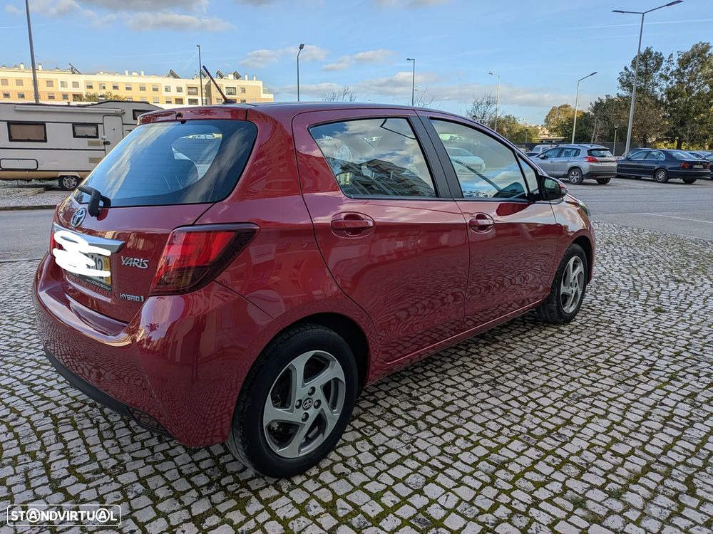 Toyota Yaris 1.5 HSD Comfort - 21