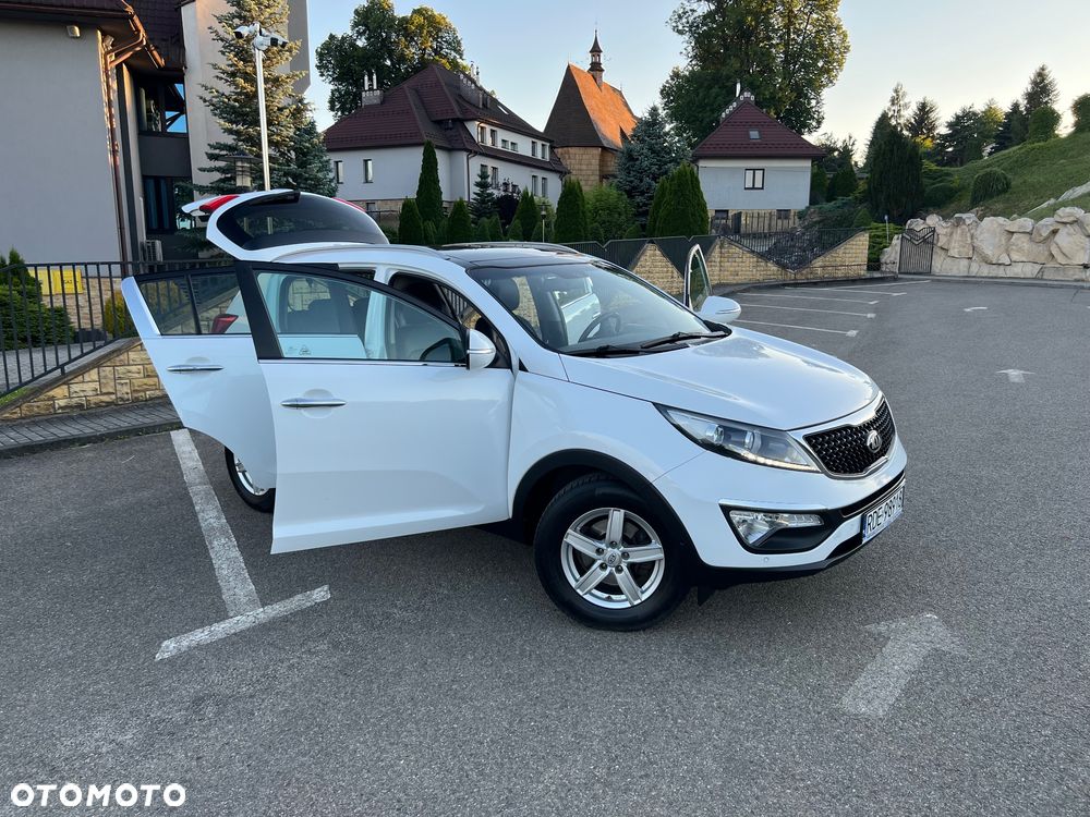 Kia Sportage 1.7 CRDI 2WD Dream-Team Edition - 8