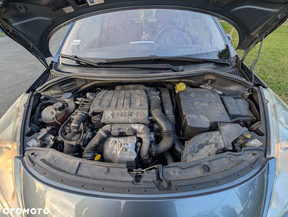 Peugeot 207 - 21