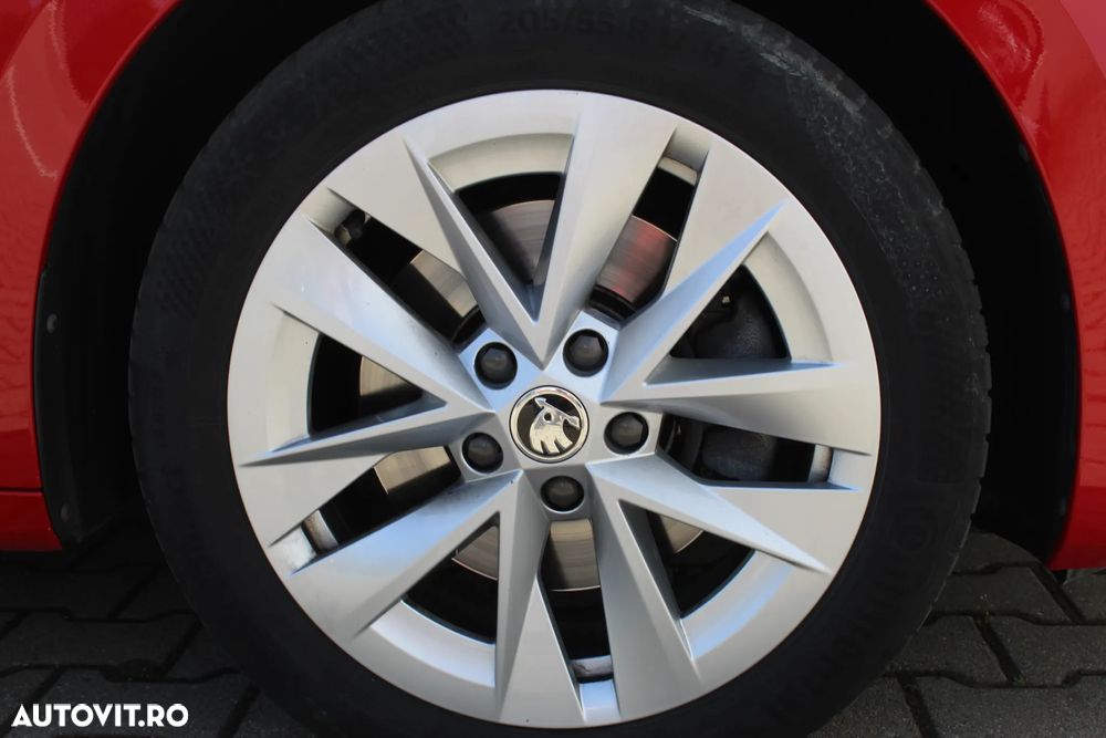 Skoda Octavia 2.0 TDI 4X4 DSG Style - 28