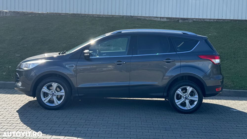 Ford Kuga 1.5 EcoBoost 2WD Titanium - 11