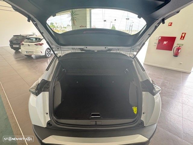 Peugeot 2008 1.2 PureTech Allure - 16