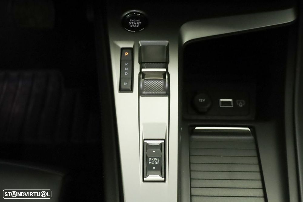 Peugeot 408 1.2 PureTech Allure EAT8 - 15