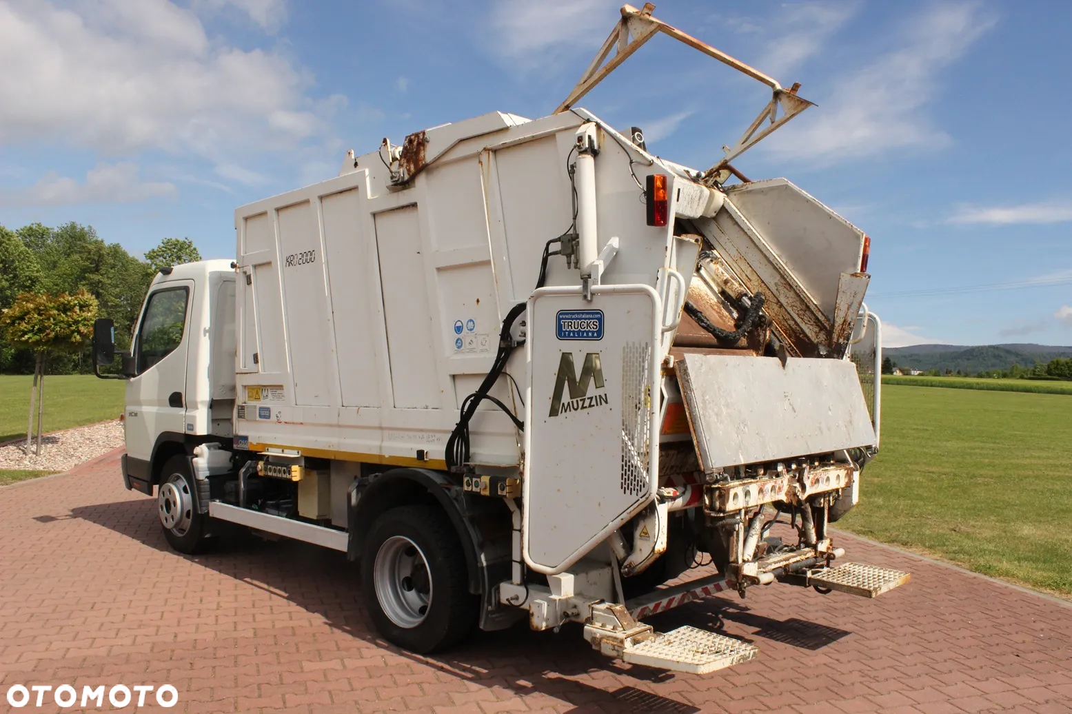 Mitsubishi CANTER 7C15 - 8
