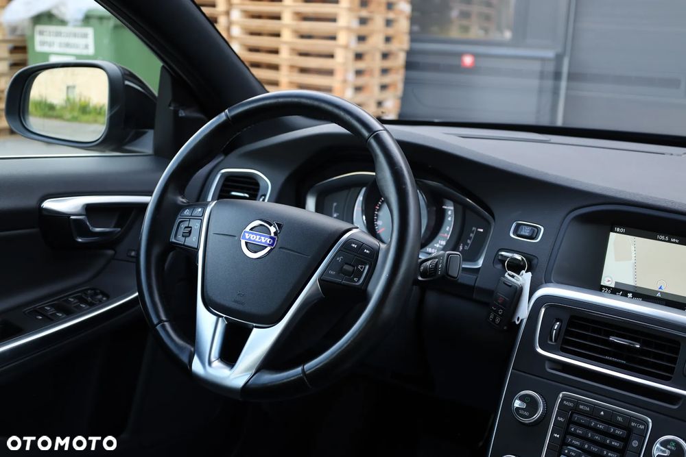 Volvo S60 T5 Drive-E Summum - 23