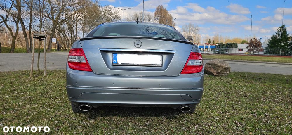 Mercedes-Benz Klasa C 350 CGI 7G-TRONIC BlueEFFICIENCY Avantgarde - 17