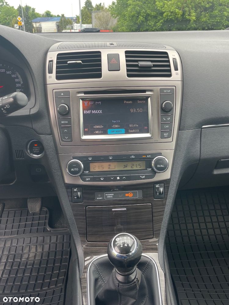 Toyota Avensis 2.0 D-4D Style - 13