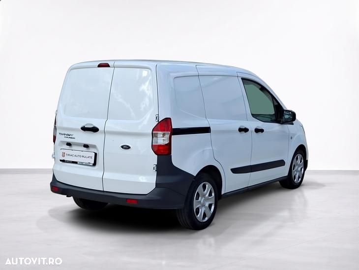 Ford Courier - 7