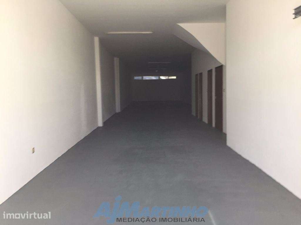 Armazém ou Garagem, Porto, Ao Marquês - Grande imagem: 3/6