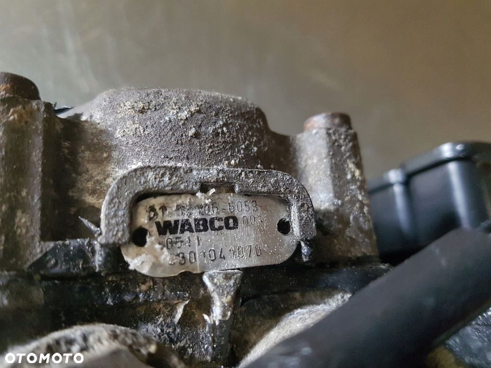 ZAWÓR MODULATOR HAMULCOWY EBS OSI TYŁ MAN TGL , TGM 81521066059, 4801041070 - 4