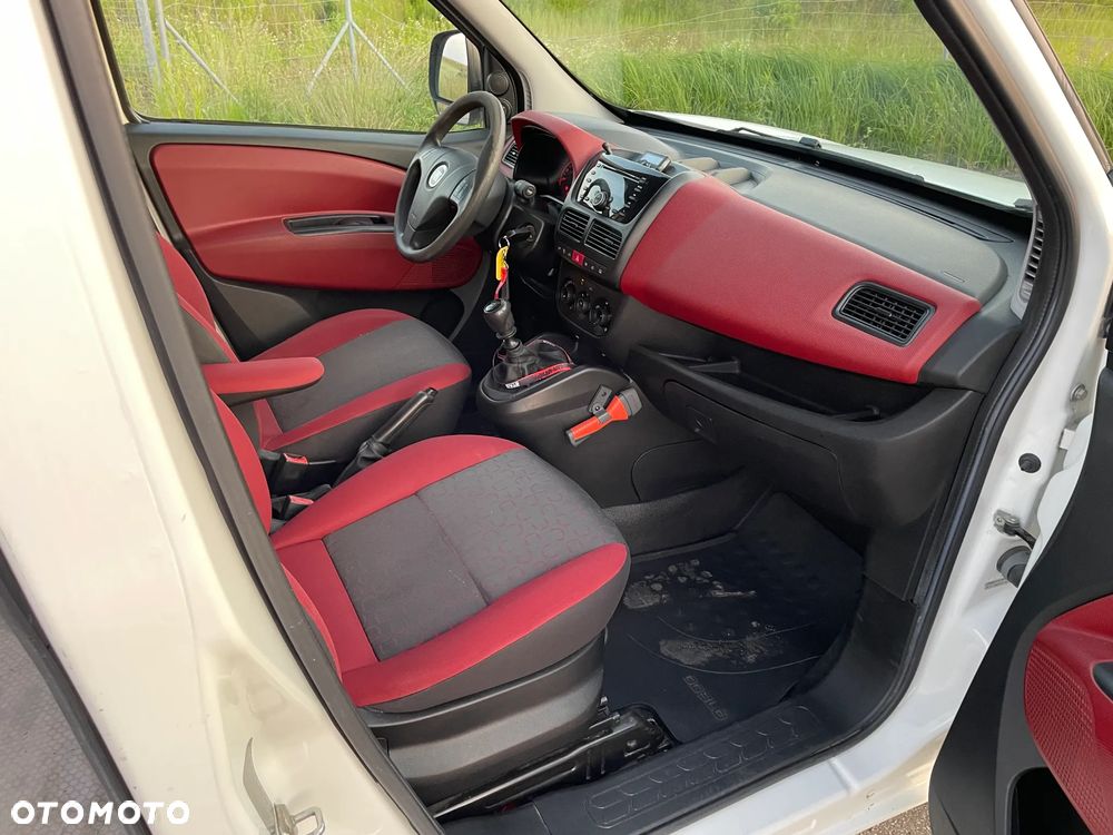 Fiat DOBLO - 25