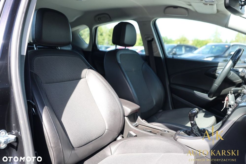 Opel Astra - 34