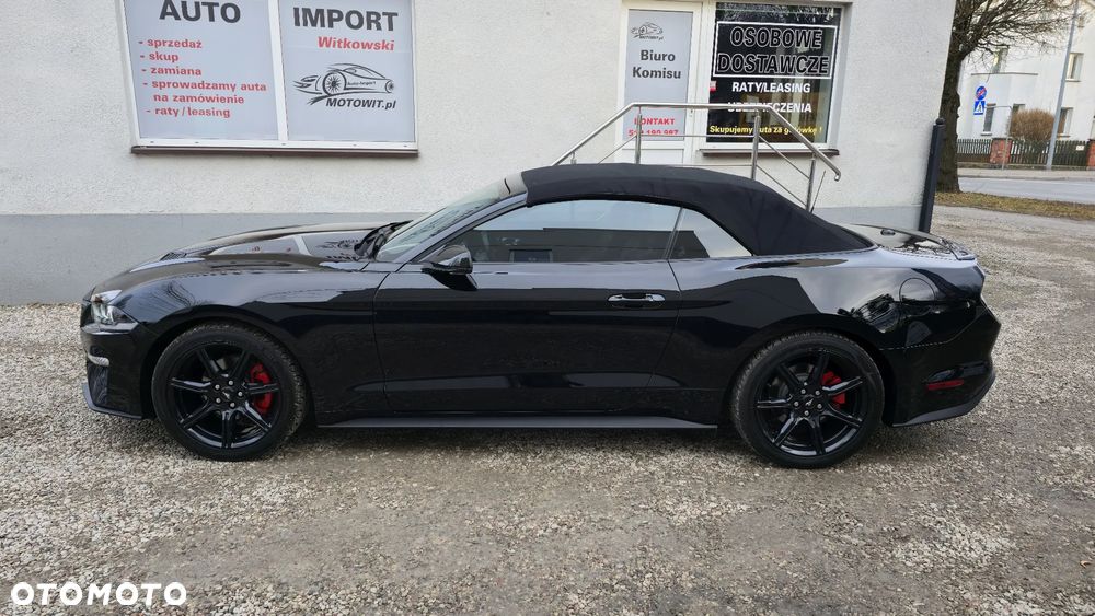 Ford Mustang - 3