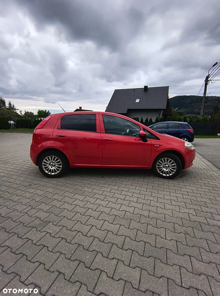 Fiat Grande Punto - 4