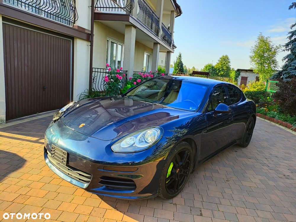 Porsche Panamera 4 PDK - 1
