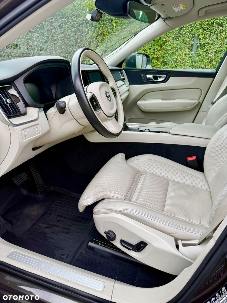 Volvo XC 60 D4 AWD Inscription - 9