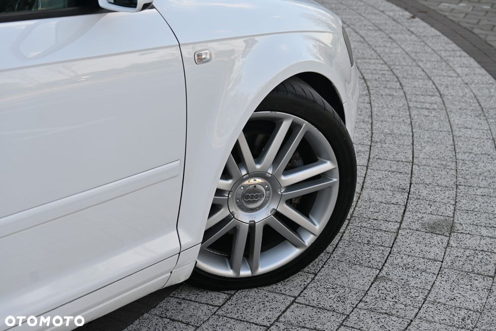 Audi A3 Sportback 2.0 TDI DPF quattro Attraction - 16