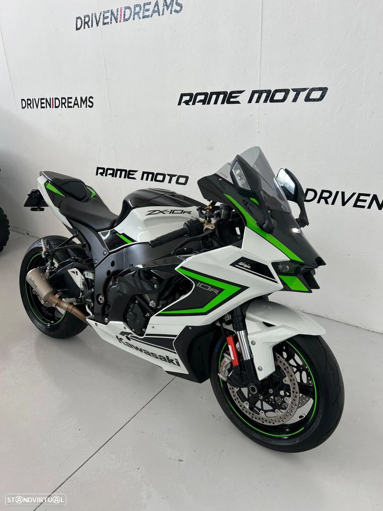 Kawasaki Ninja ZX10R - 4