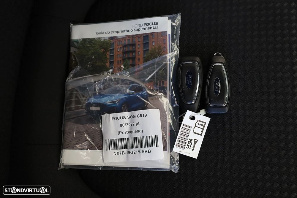 Ford Focus 1.0 EcoBoost MHEV ST-Line - 57