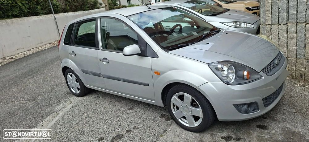 Ford Fiesta 1.25 Zetec - 6