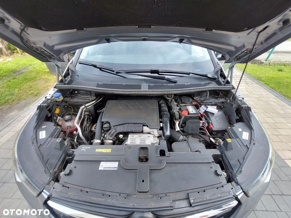 Opel Grandland X 1.2 T GPF Design Line S&S - 23