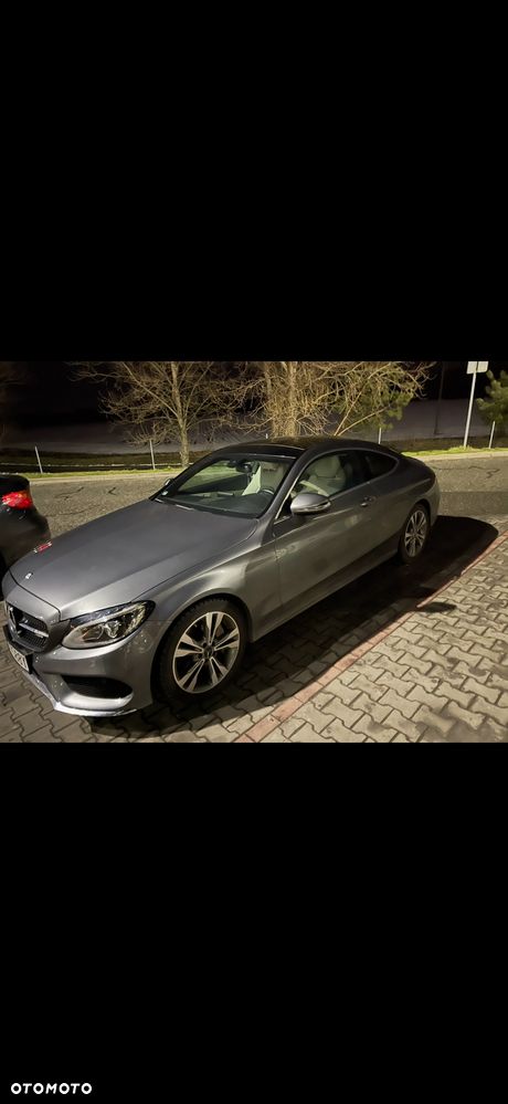 Mercedes-Benz Klasa C 300 7G-TRONIC - 12