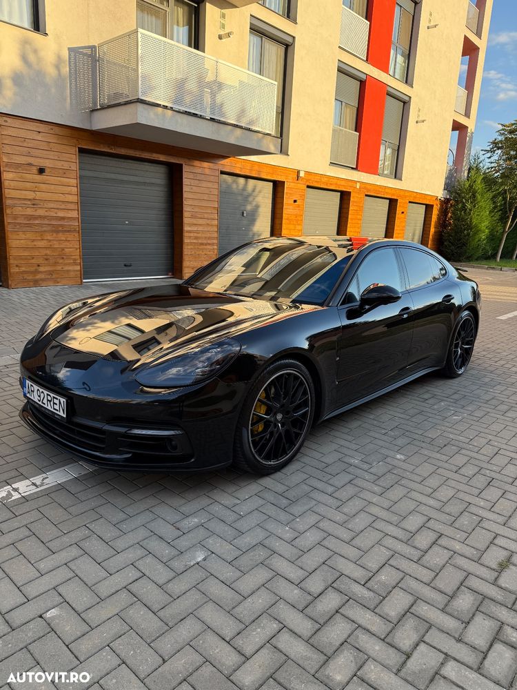 Porsche Panamera 4S - 2