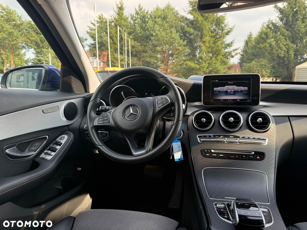 Mercedes-Benz Klasa C 180 (BlueEFFICIENCY) 7G-TRONIC Avantgarde - 16