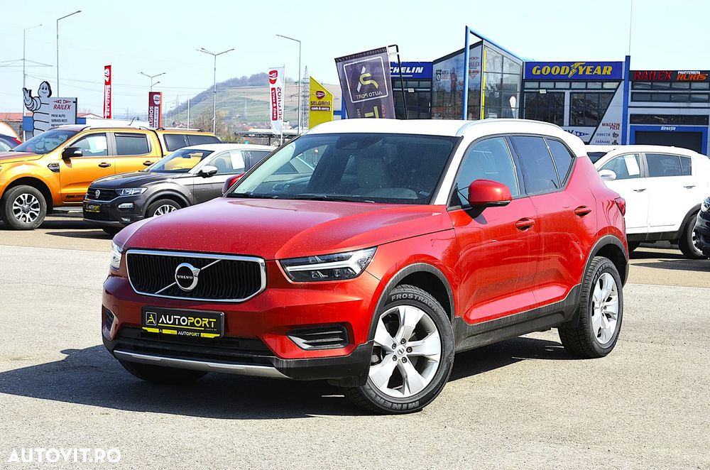 Volvo XC 40 D3 AWD Momentum Pro - 2