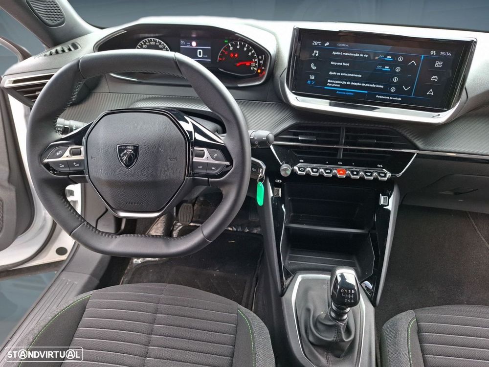 Peugeot 2008 1.2 PureTech Active - 17