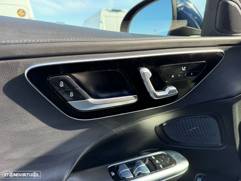 Mercedes-Benz C 300 d AMG Line - 39