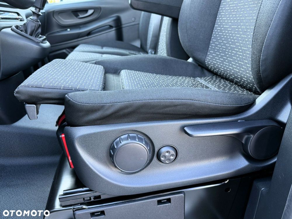 Mercedes-Benz Vito 114 CDi Furgon Długi PRO - 9