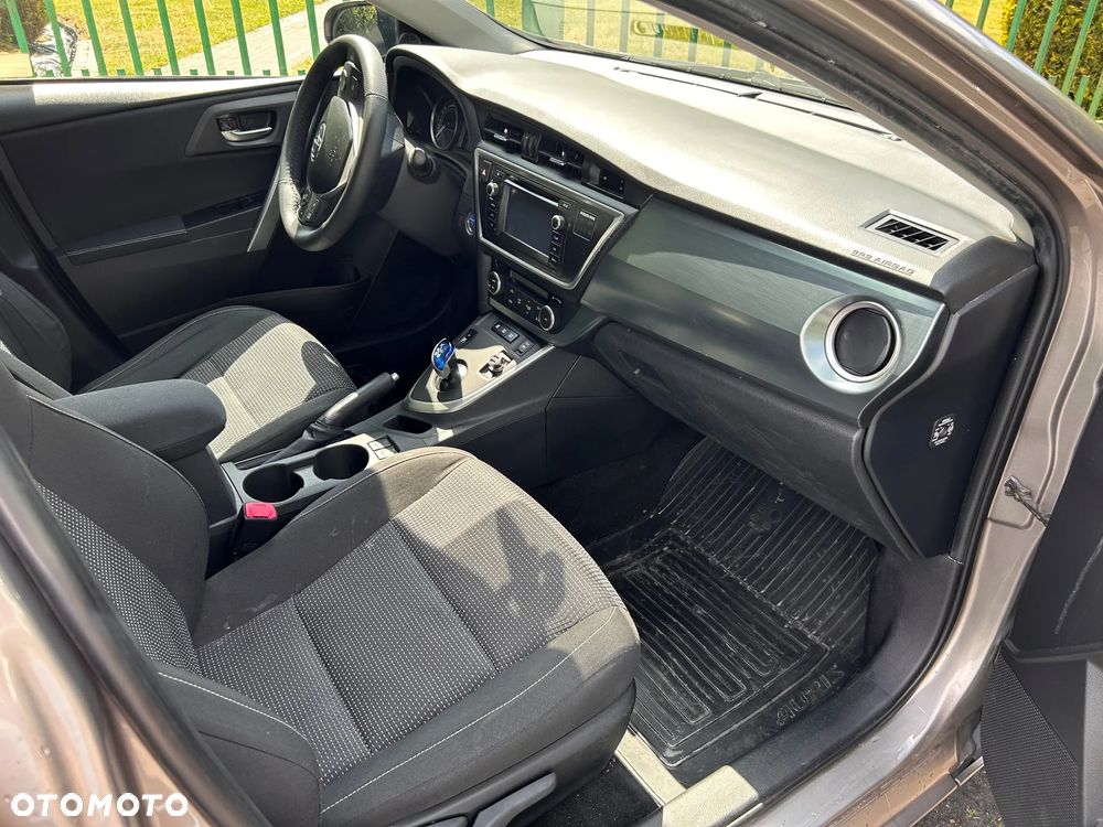 Toyota Auris - 7