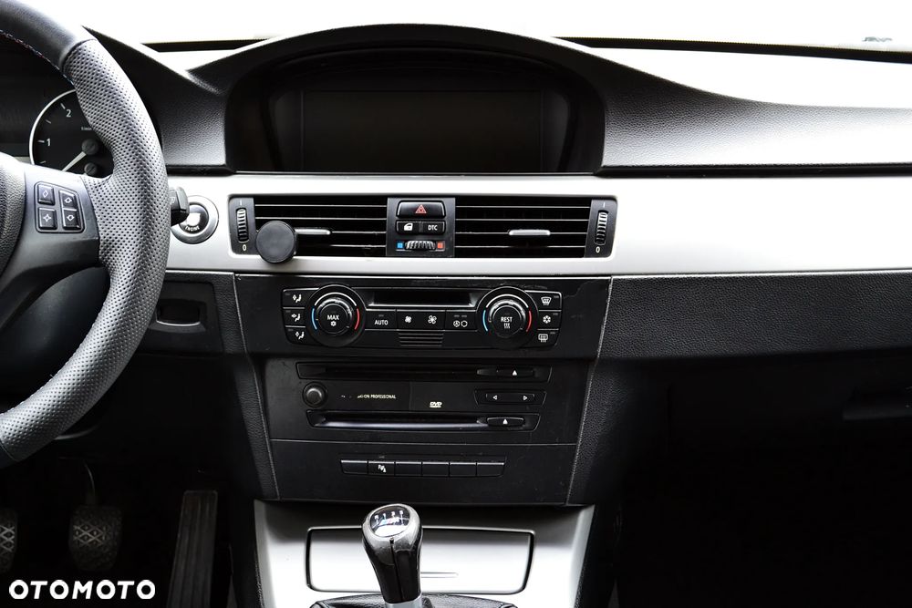 BMW Seria 3 320d - 14